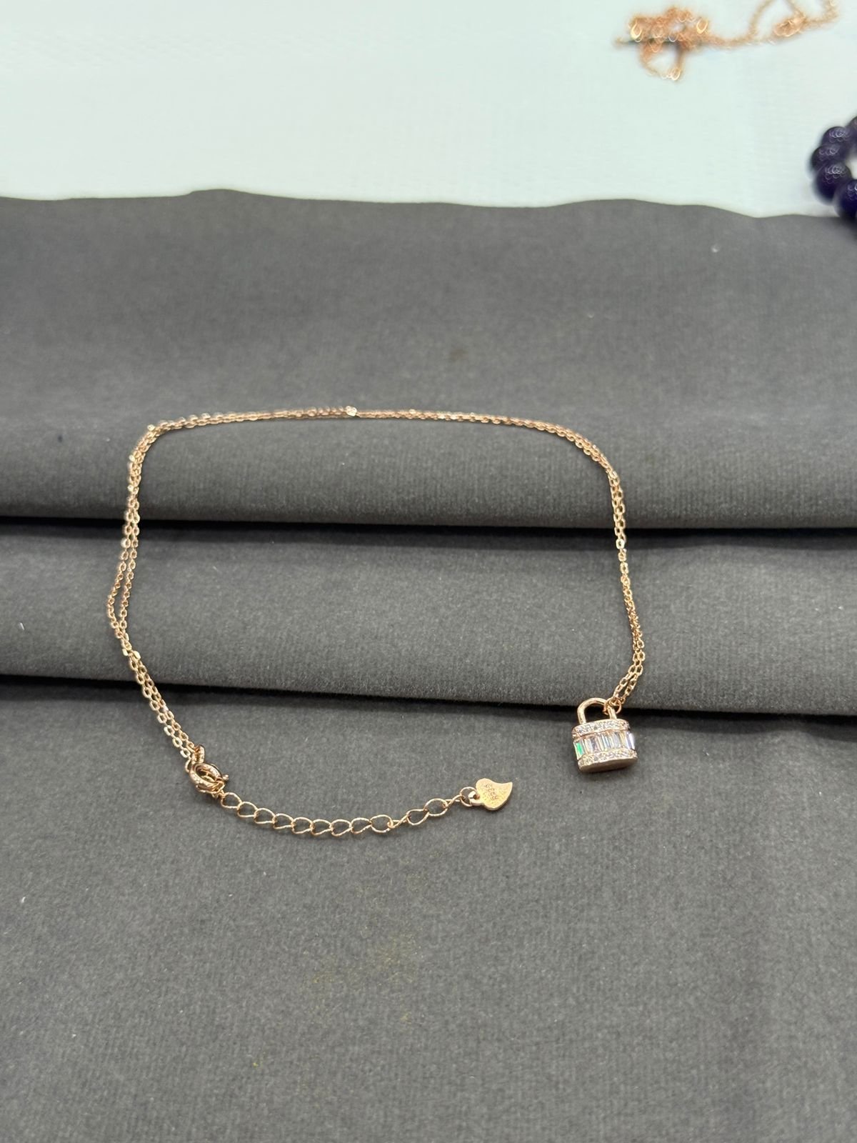 Rose Gold 92.5 Silver Charming Lock Pendant Minimalist Chain